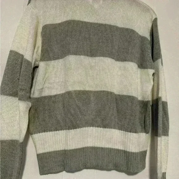 FIA Italia Sweater Womens M Handloomed Gray &Whit New no tag Full Zip Collared - Picture 3 of 12